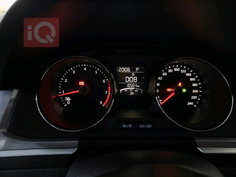 فولكسفاغن بورا